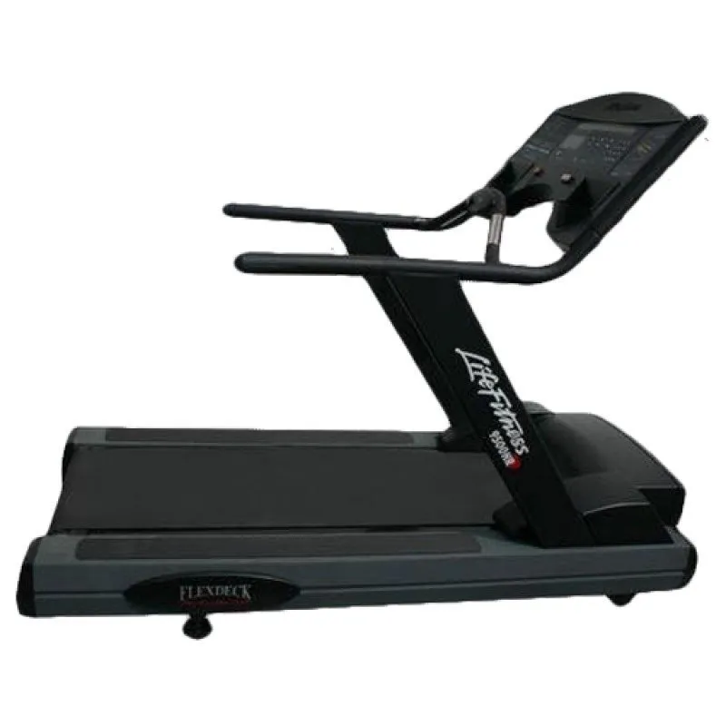 Life Fitness 9500HR Treadmill