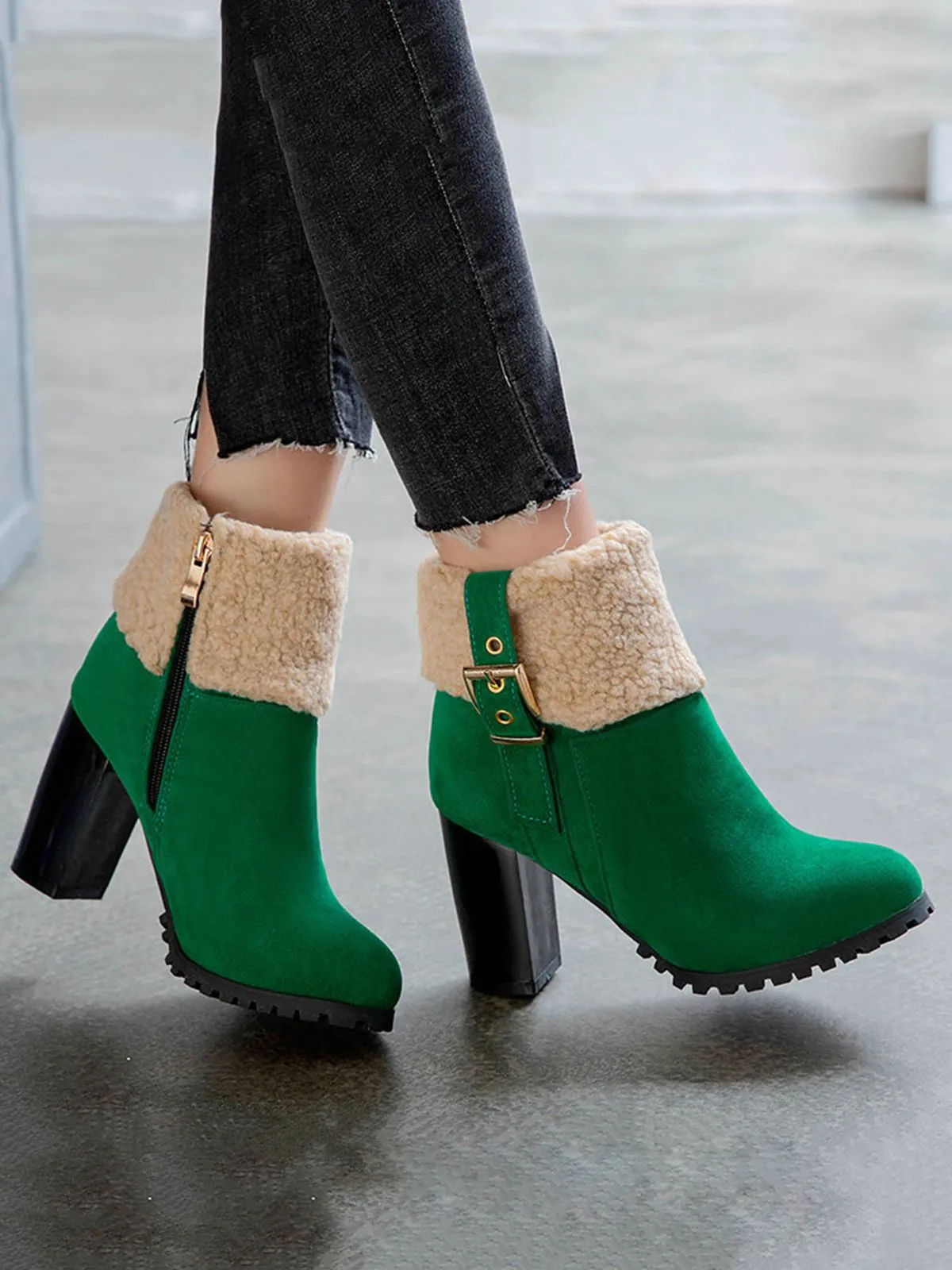 Retro Plus Velvet Chunky Heel Short Boots