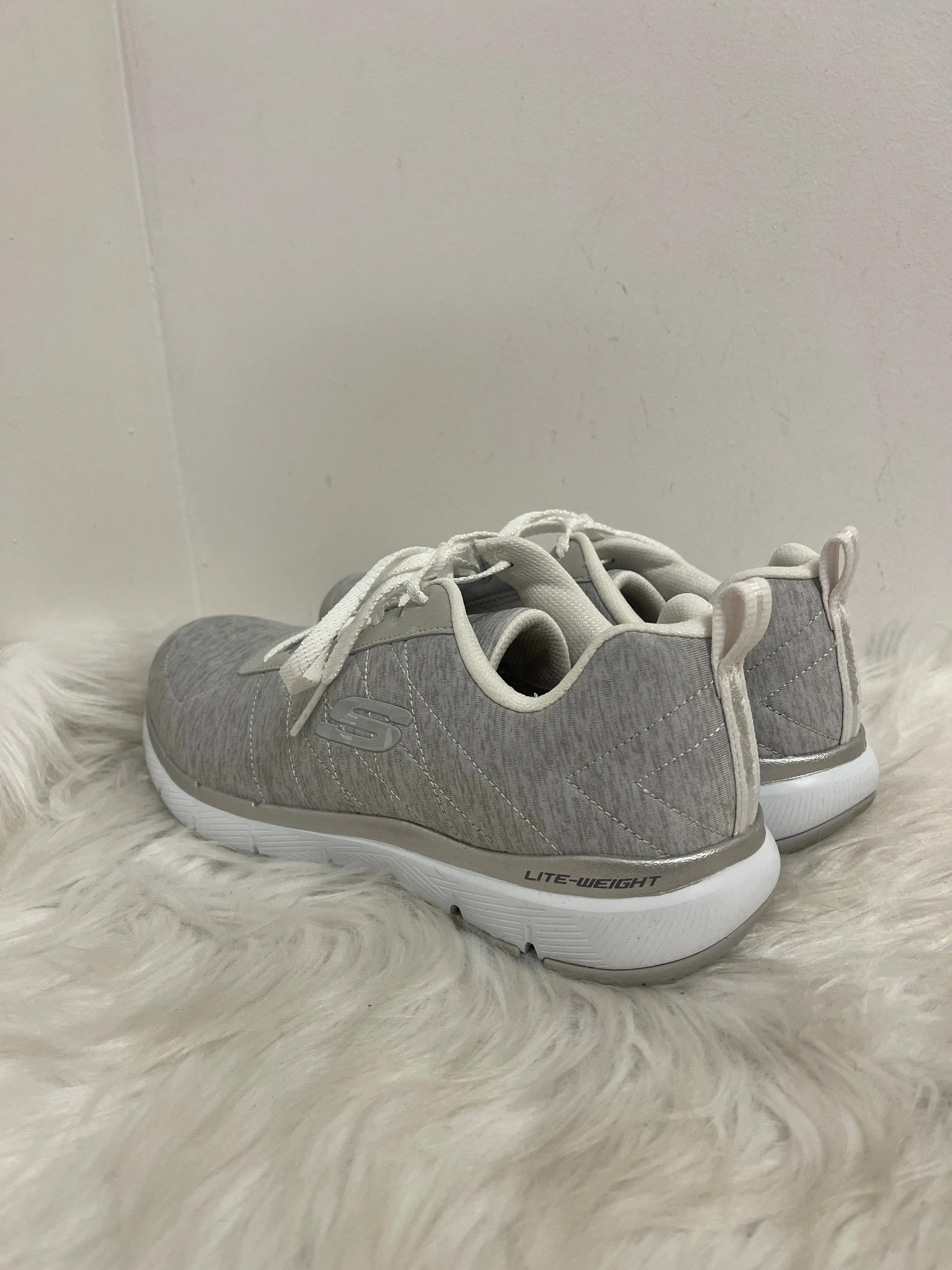 Shoes Athletic By Skechers In Grey, Size: 10