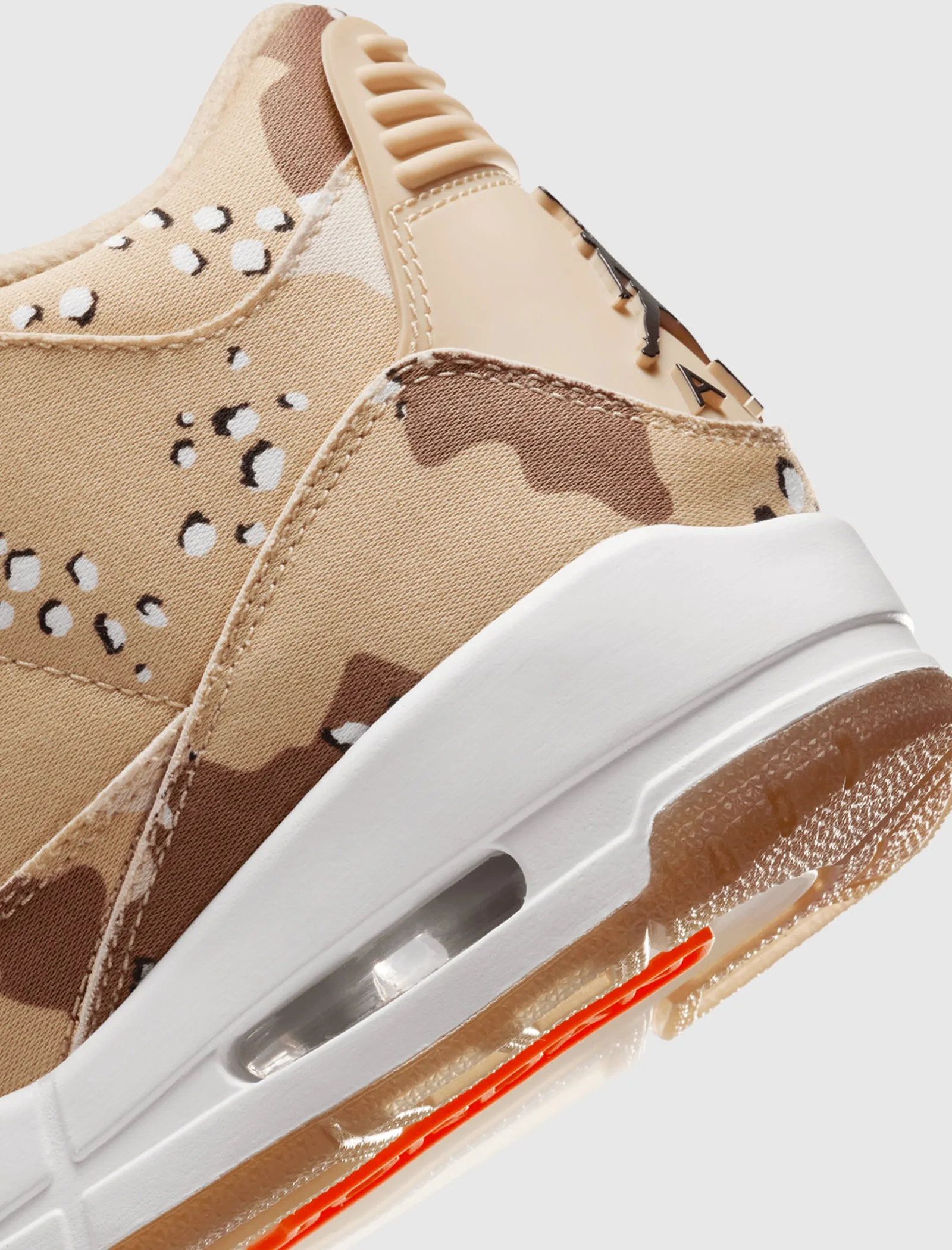 WOMEN'S AIR JORDAN 3 RETRO TEX "DESERT CAMO"